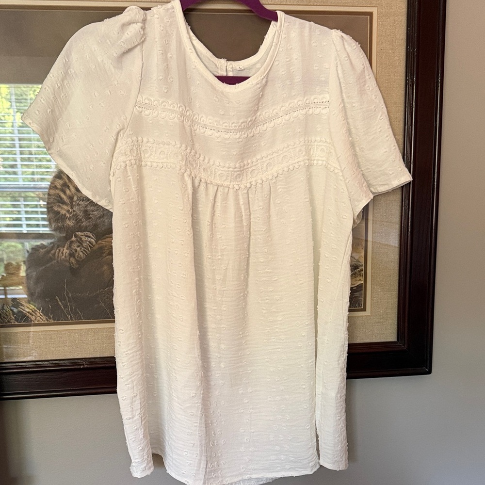 White Eyelet Short Sleeve Women’s Top